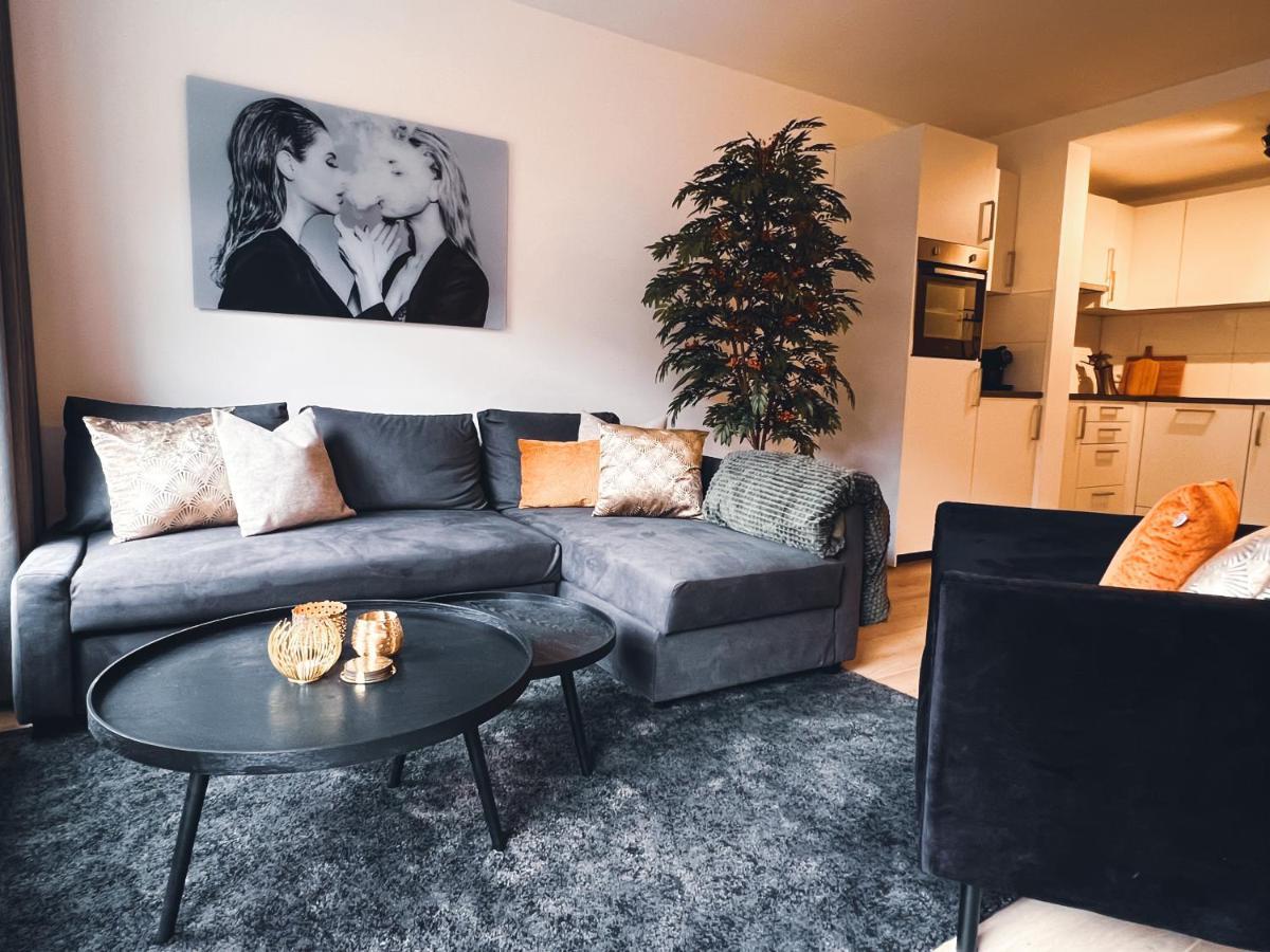 Bella'S Place Бреда Екстериор снимка